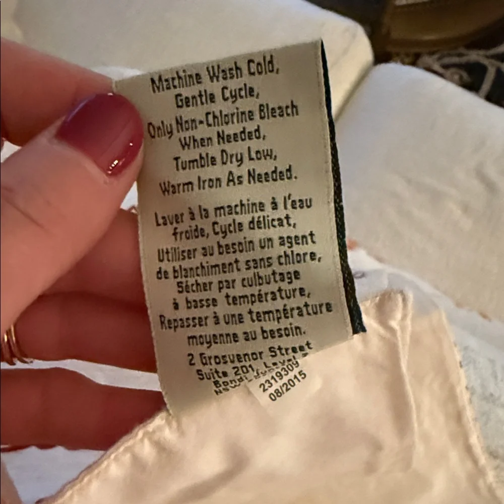 Pottery Barn Red and Cream Table Runner - Picture 3 of 4